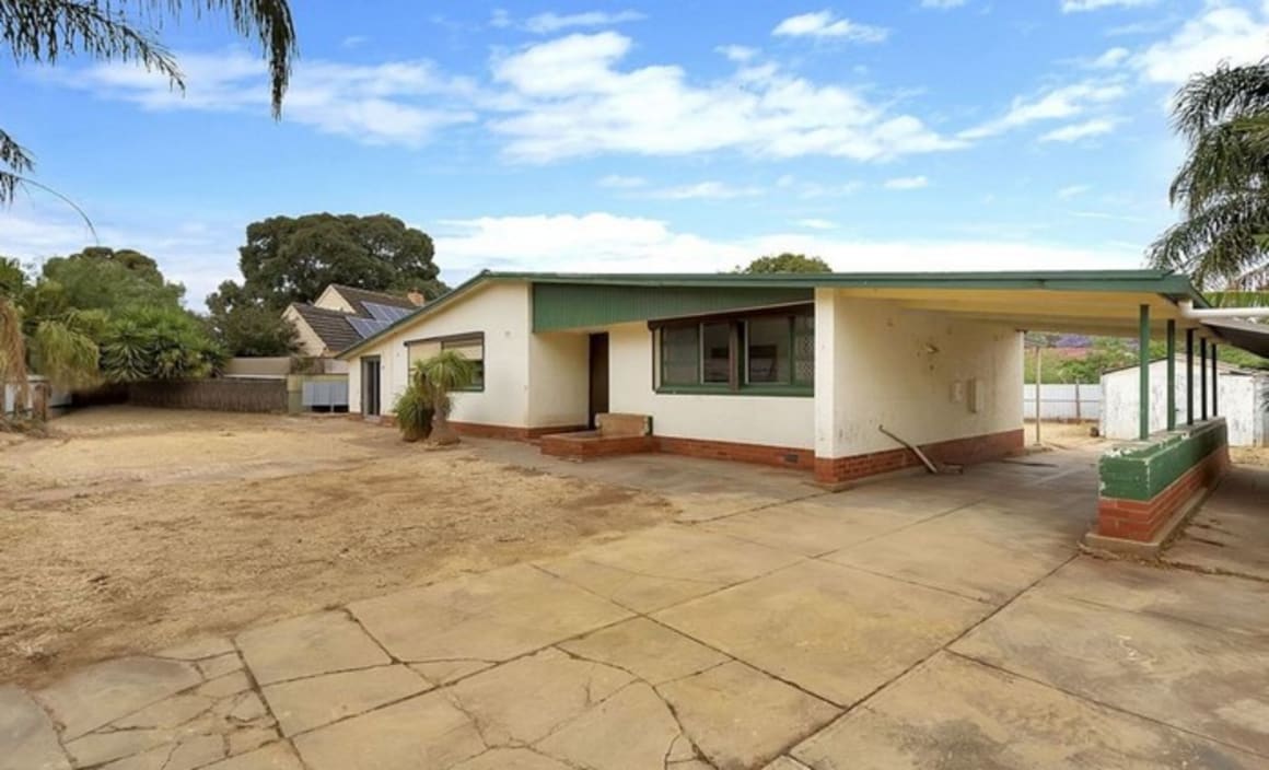 Elizabeth Vale, SA mortgagee home sold for minor loss